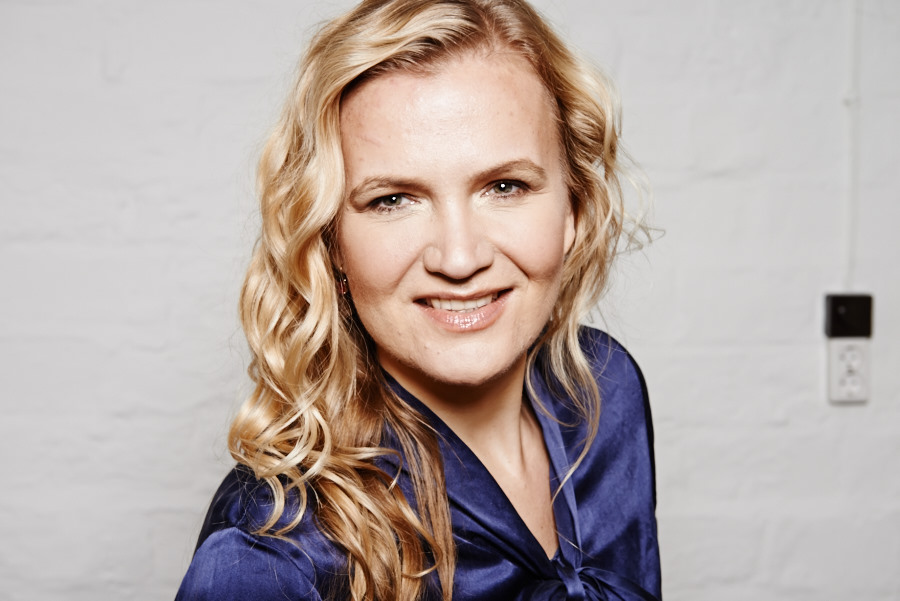 Portrait of Jacqueline Klemke, Founder and Managing Director of Workplace Wellbeing Solutions